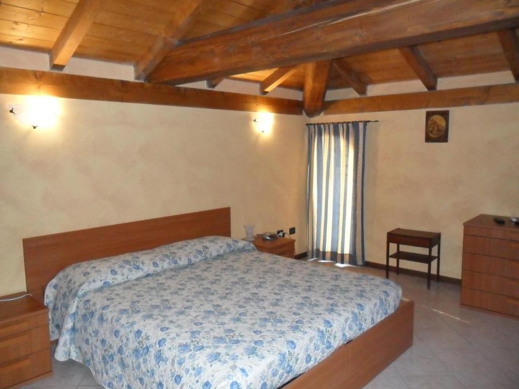 Hotel San Francesco Budrio  Rum bild